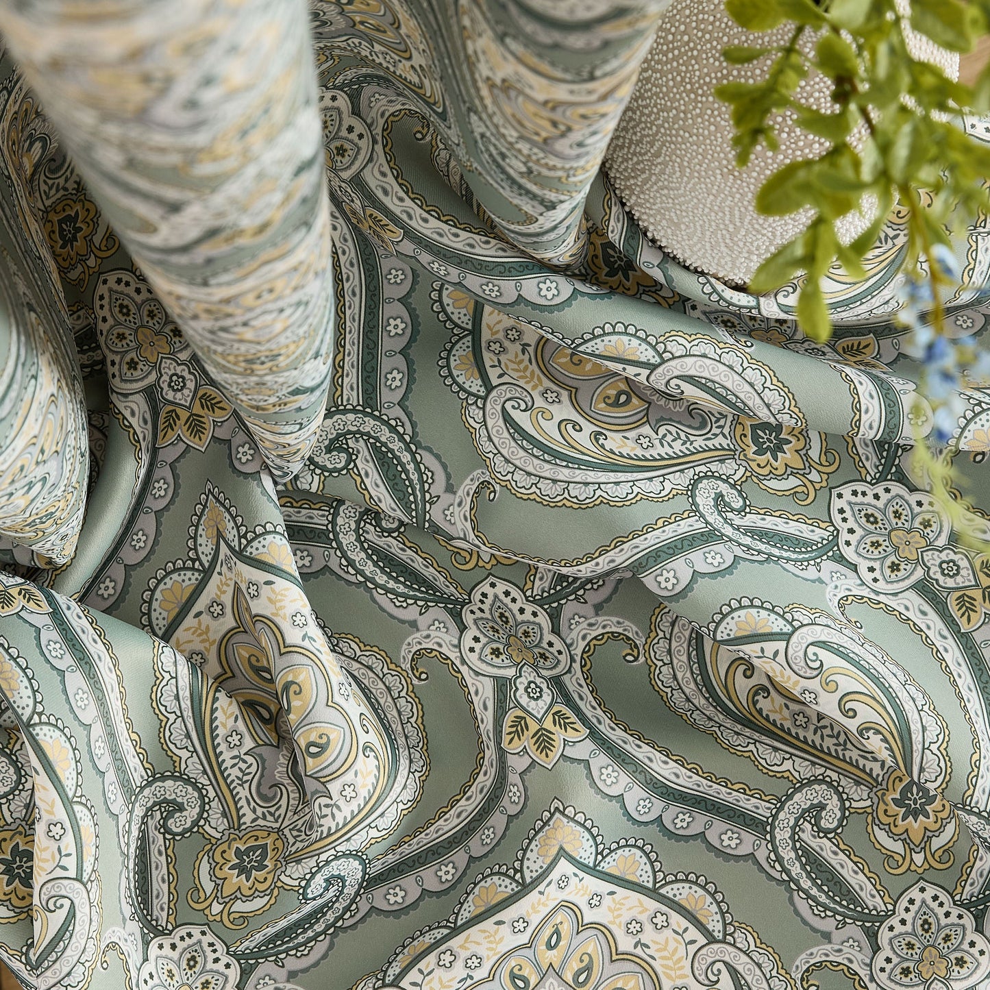 Messina Medallion Paisley Floral Damask Back Tab Rod Pocket Room Darkening Window Curtains - Pair