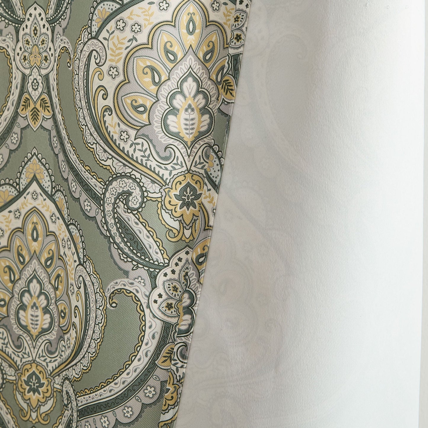Messina Medallion Paisley Floral Damask Back Tab Rod Pocket Room Darkening Window Curtains - Pair