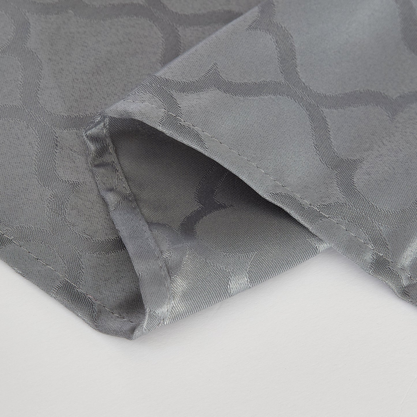 Modena Lattice Tablecloth